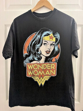 Wonder Woman graphic tee Black Large
